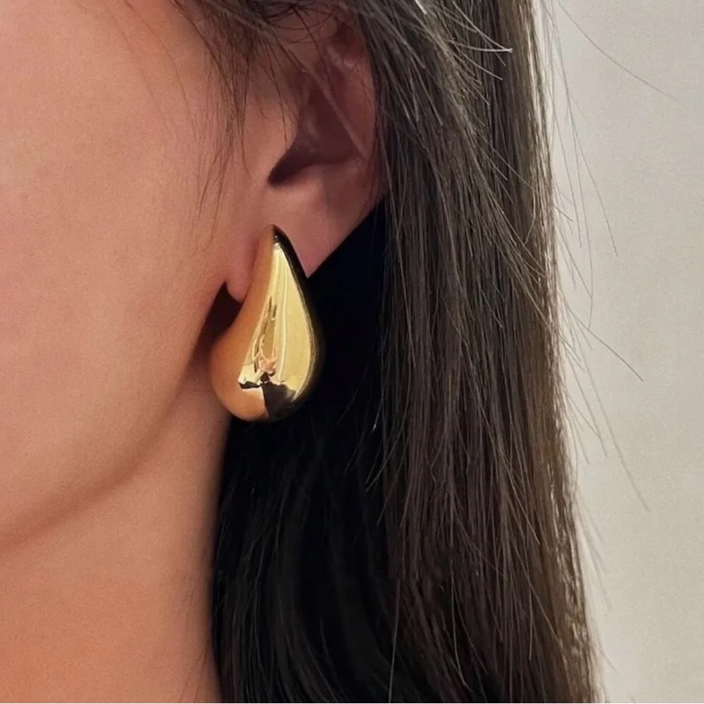 Gold Plated Water Drop Stud
